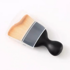 DUST REMOVAL AND CLEANING ARTIFACT BRUSH
